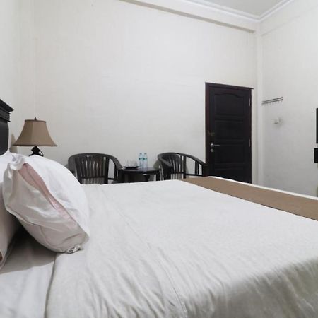 Hotel Antariksa Dupak Buitenkant foto