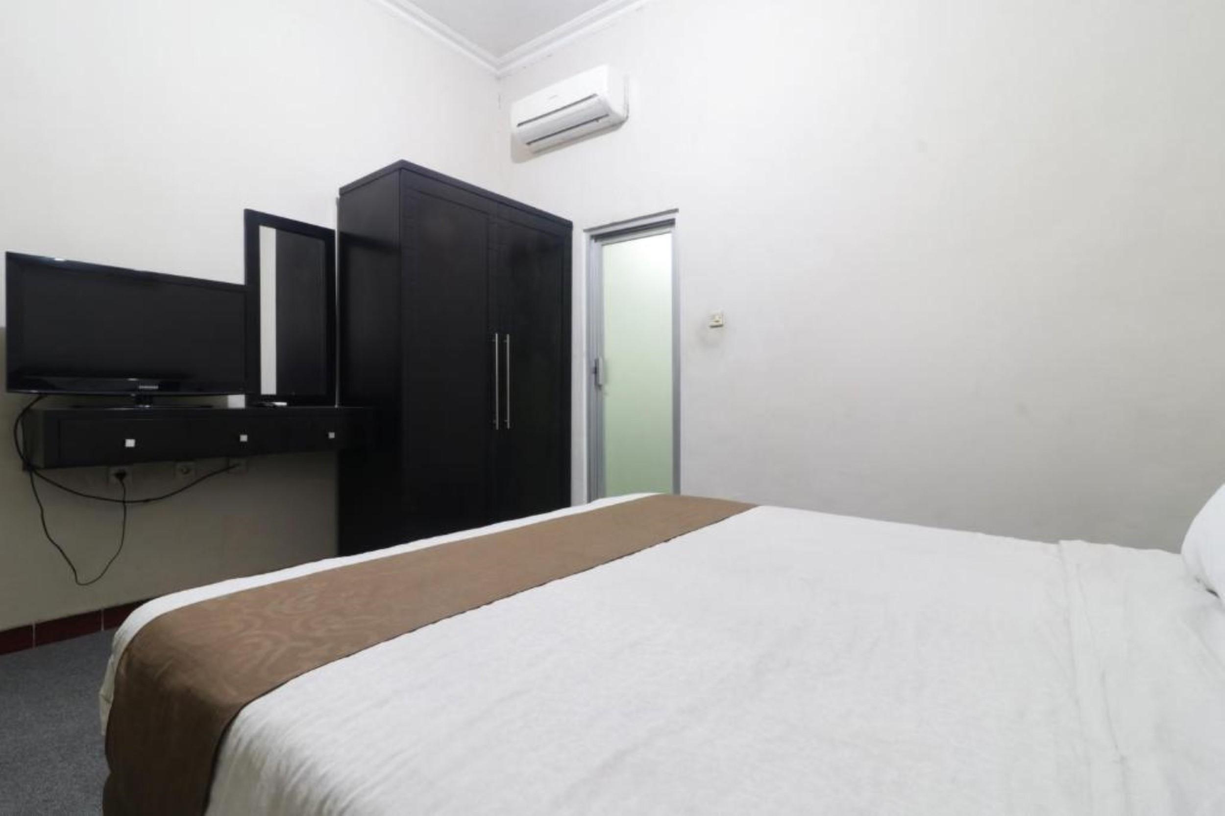 Hotel Antariksa Dupak Buitenkant foto