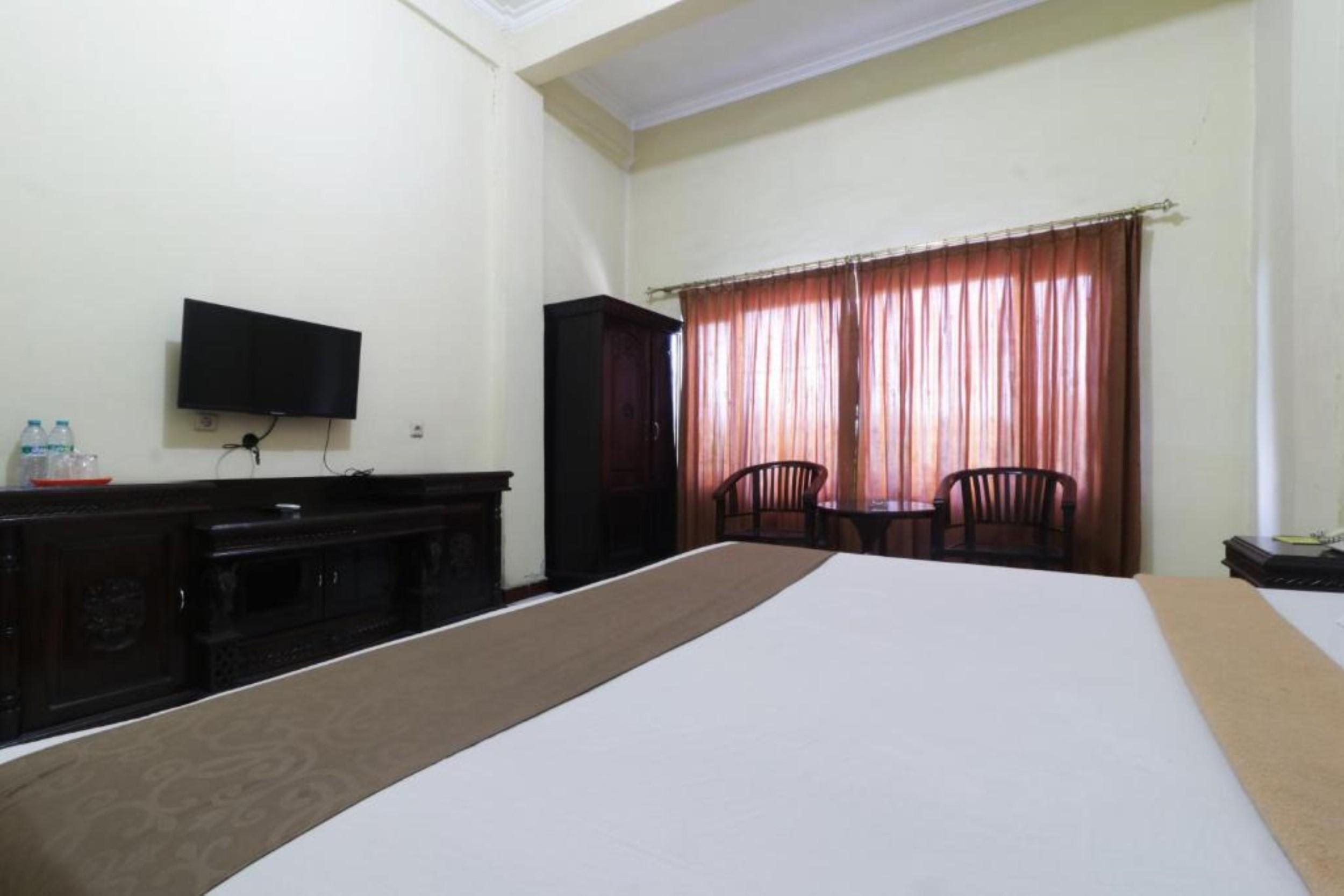 Hotel Antariksa Dupak Buitenkant foto
