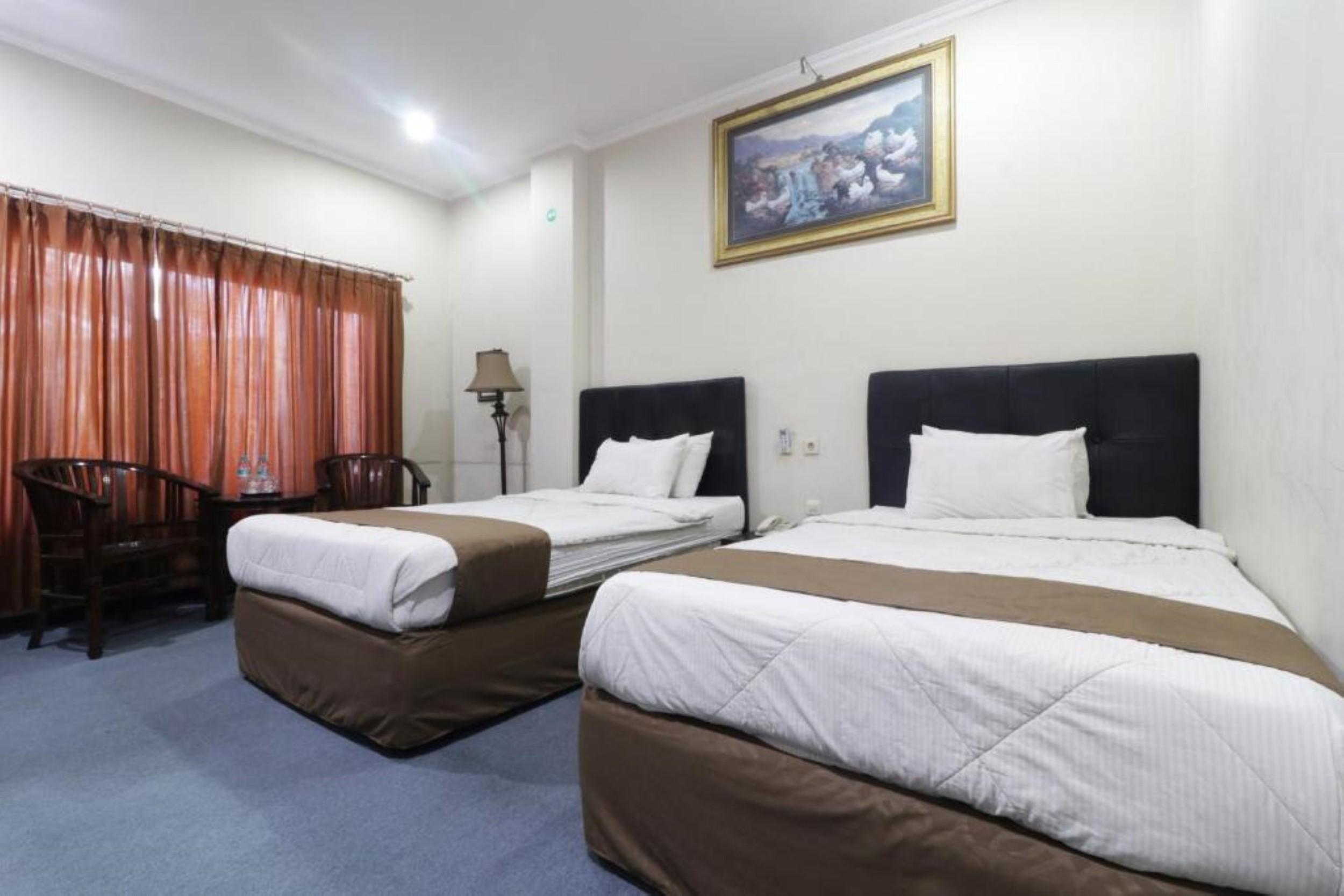 Hotel Antariksa Dupak Buitenkant foto